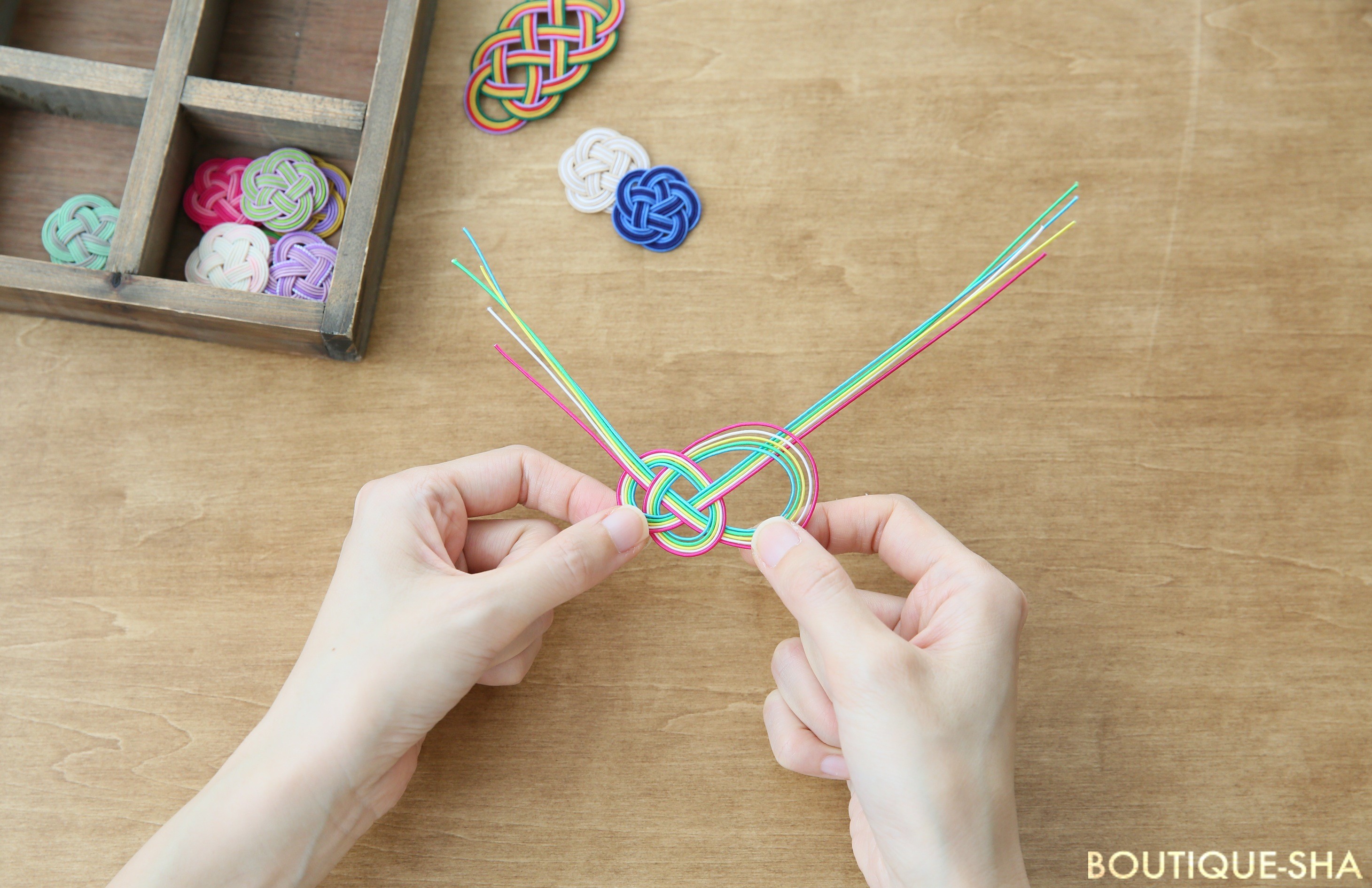 改訂版 水引細工のアクセサリー 本の情報 ブティック社