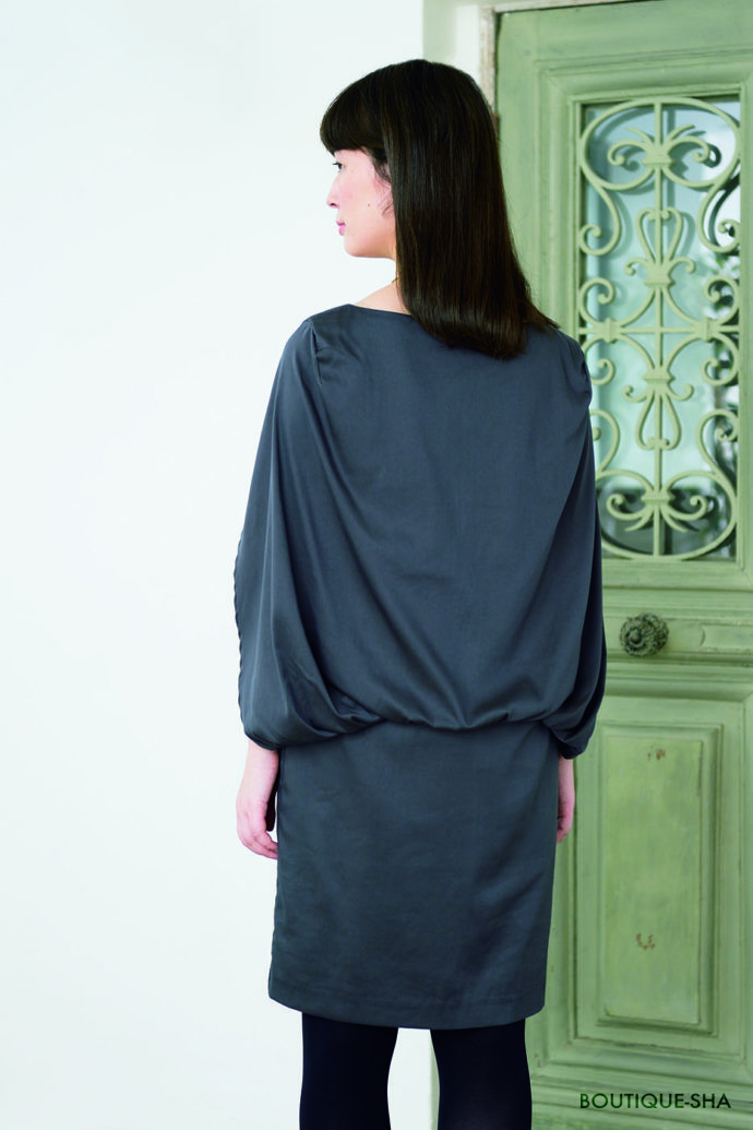ケープスリーブワンピース ブラウス Designed By Yuko Katayama Sb 0010 Sewing Pattern Studio ソーイング向け型紙販売 ブティック社